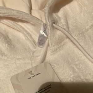 Brand New with Tags…Fabletics SUPER SOFT sweatshirt and sweat pants!